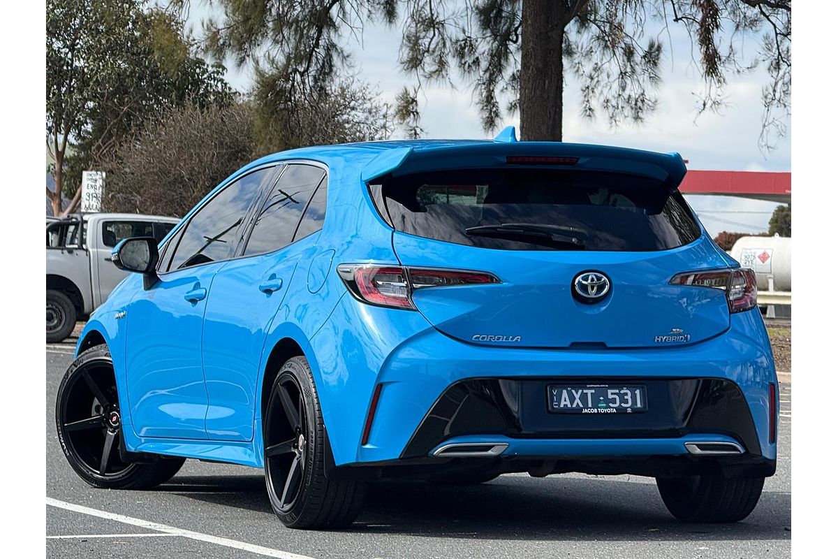 2019 Toyota Corolla ZR Hybrid ZWE211R