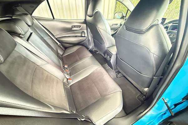 2019 Toyota Corolla ZR Hybrid ZWE211R