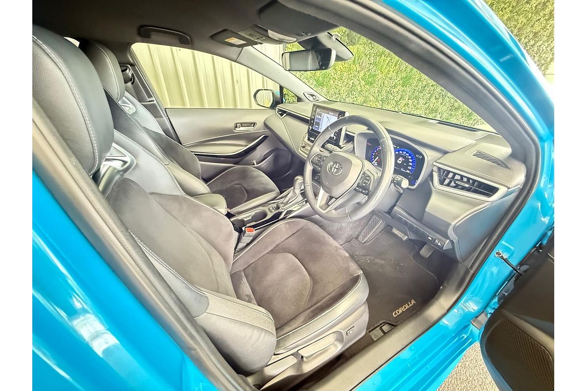 2019 Toyota Corolla ZR Hybrid ZWE211R