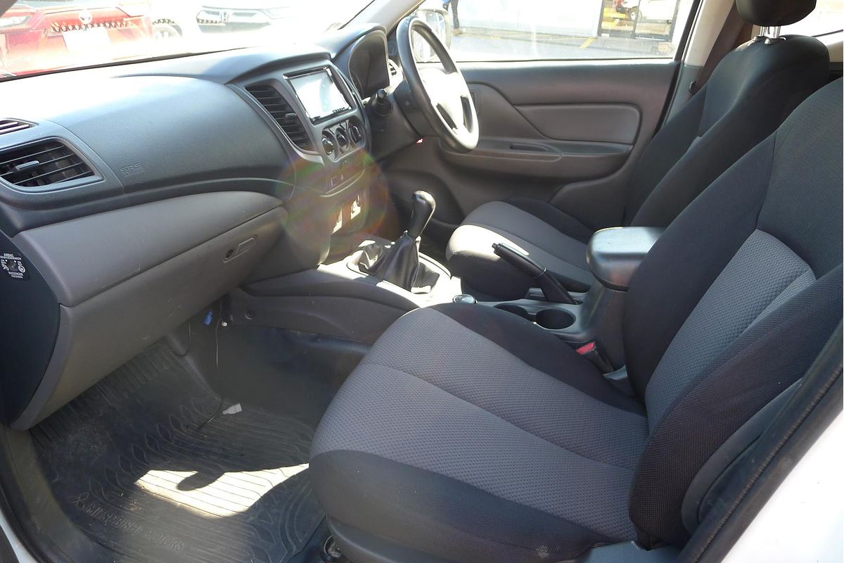 2016 Mitsubishi Triton GLX MQ 4X4
