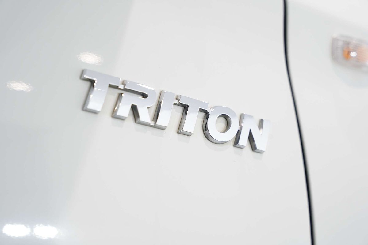 2021 Mitsubishi Triton GLX MR 4X4