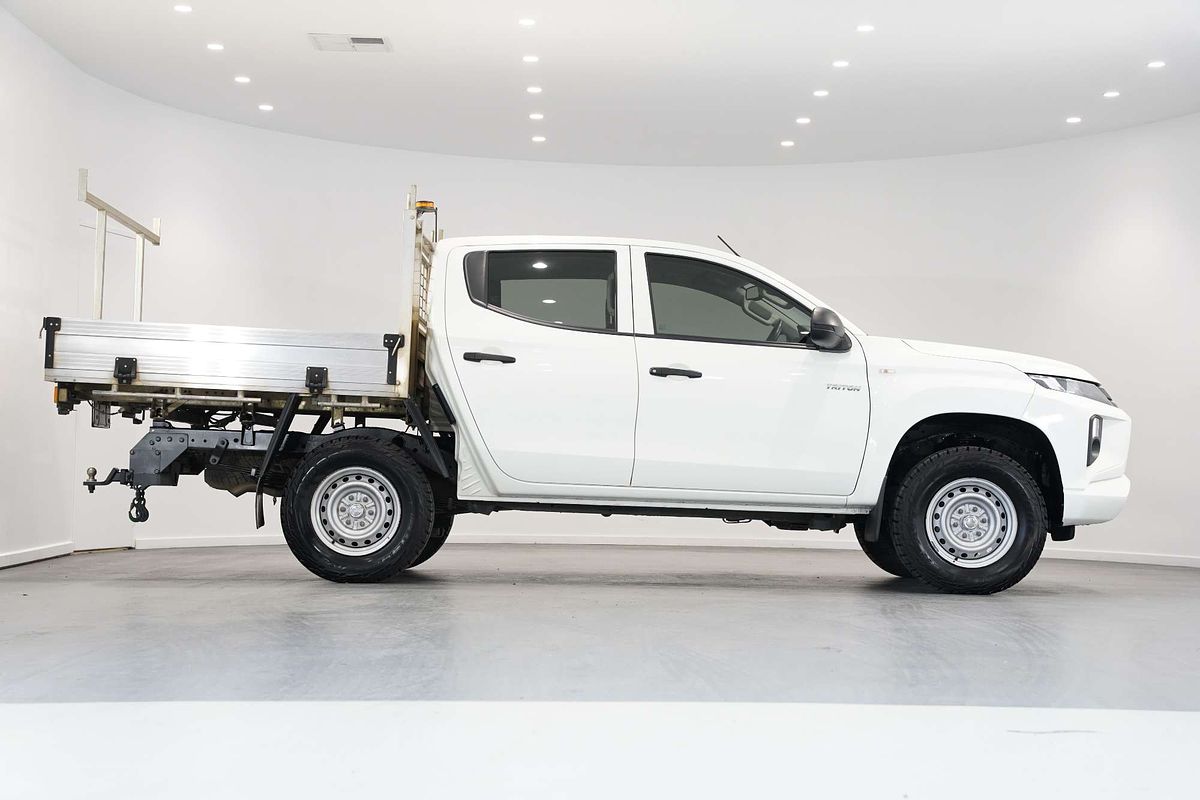 2021 Mitsubishi Triton GLX MR 4X4