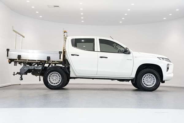 2021 Mitsubishi Triton GLX MR 4X4