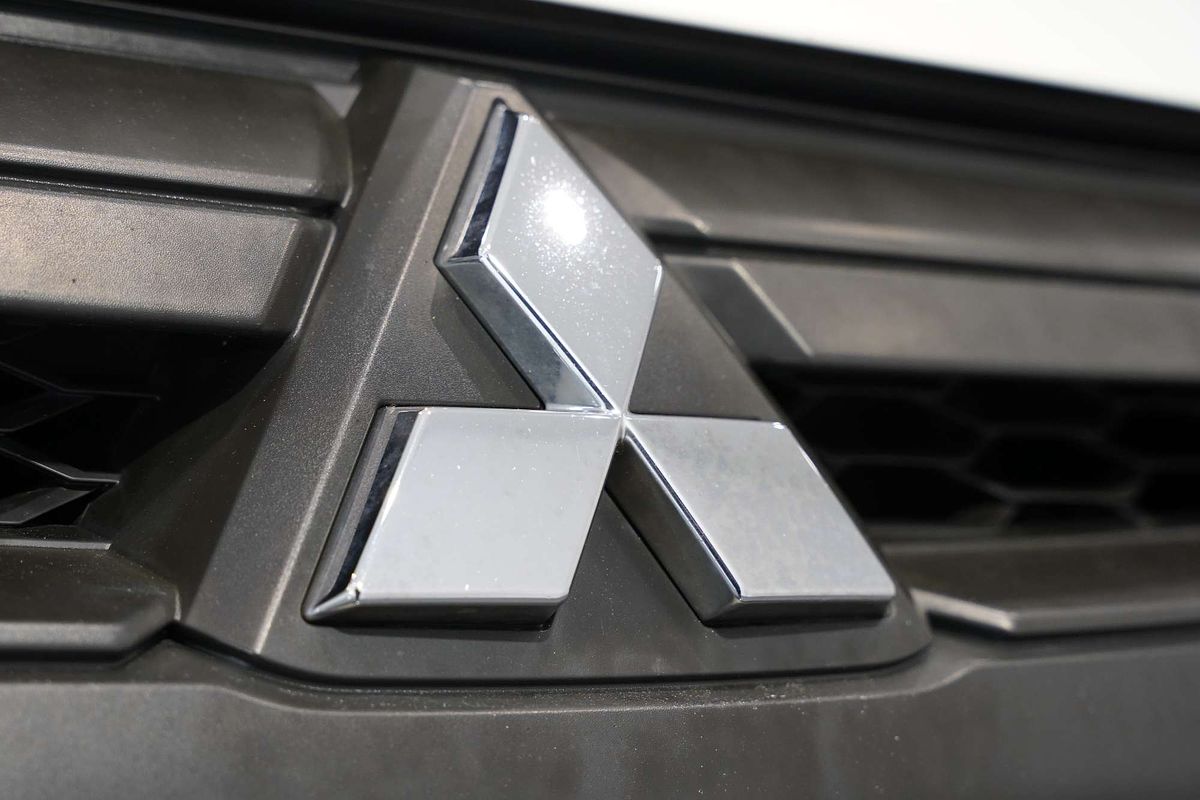 2021 Mitsubishi Triton GLX MR 4X4
