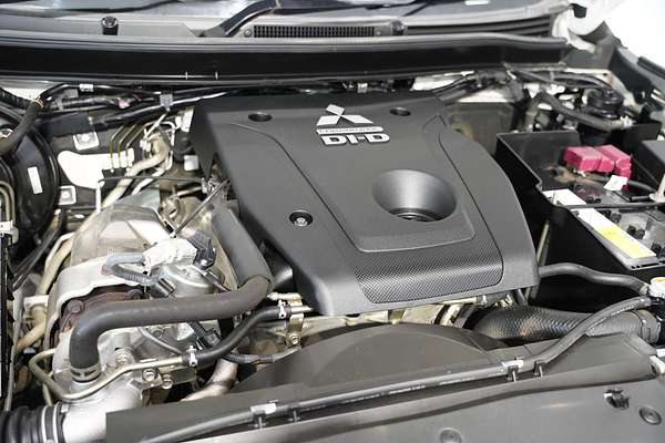 2021 Mitsubishi Triton GLX MR 4X4