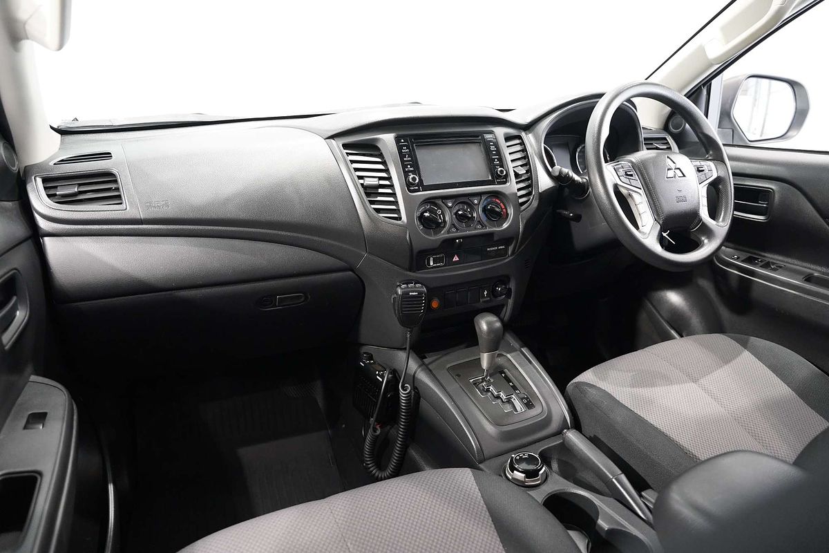 2021 Mitsubishi Triton GLX MR 4X4