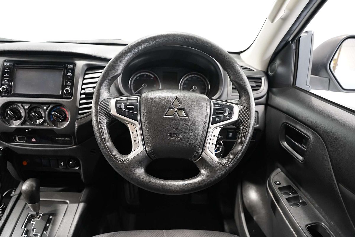 2021 Mitsubishi Triton GLX MR 4X4