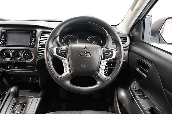 2021 Mitsubishi Triton GLX MR 4X4