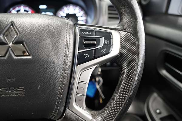 2021 Mitsubishi Triton GLX MR 4X4
