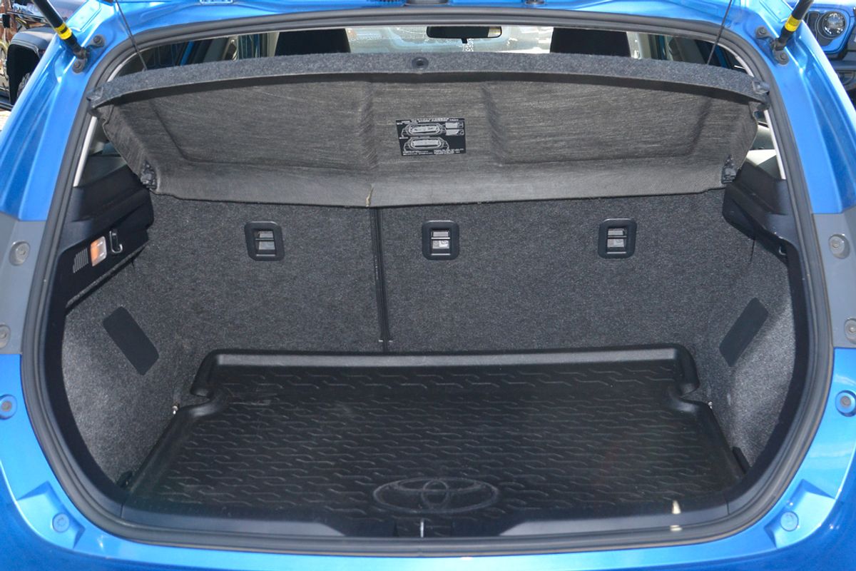 2016 Toyota Corolla Ascent Sport ZRE182R
