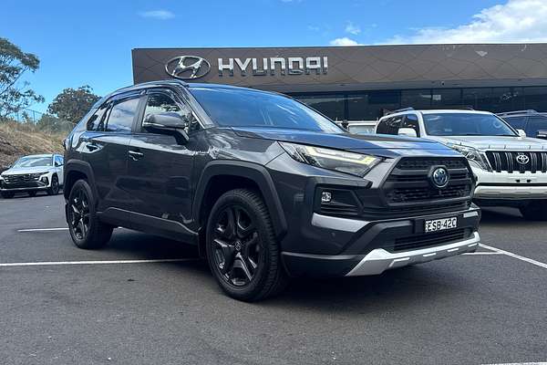 2022 Toyota RAV4 Edge AXAH54R