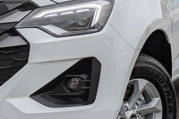 2025 Isuzu D-MAX LS-M 4X4