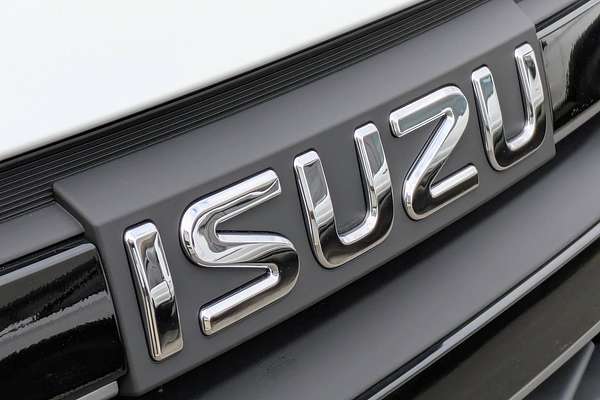 2025 Isuzu D-MAX LS-M 4X4