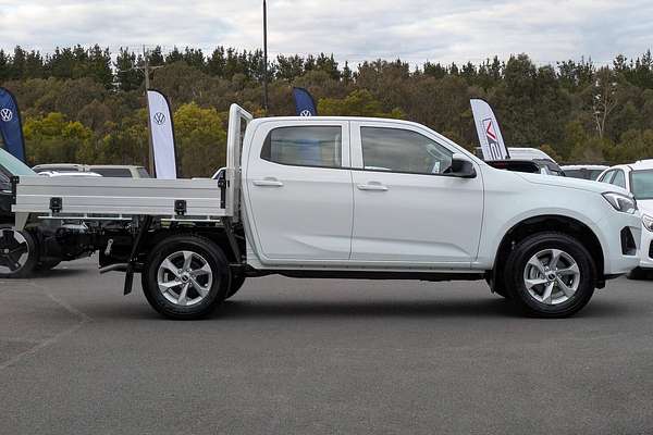 2025 Isuzu D-MAX LS-M 4X4