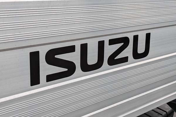2025 Isuzu D-MAX LS-M 4X4