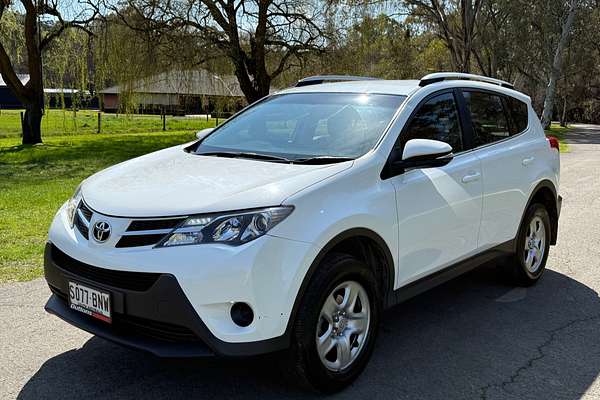 2014 Toyota RAV4 GX ASA44R