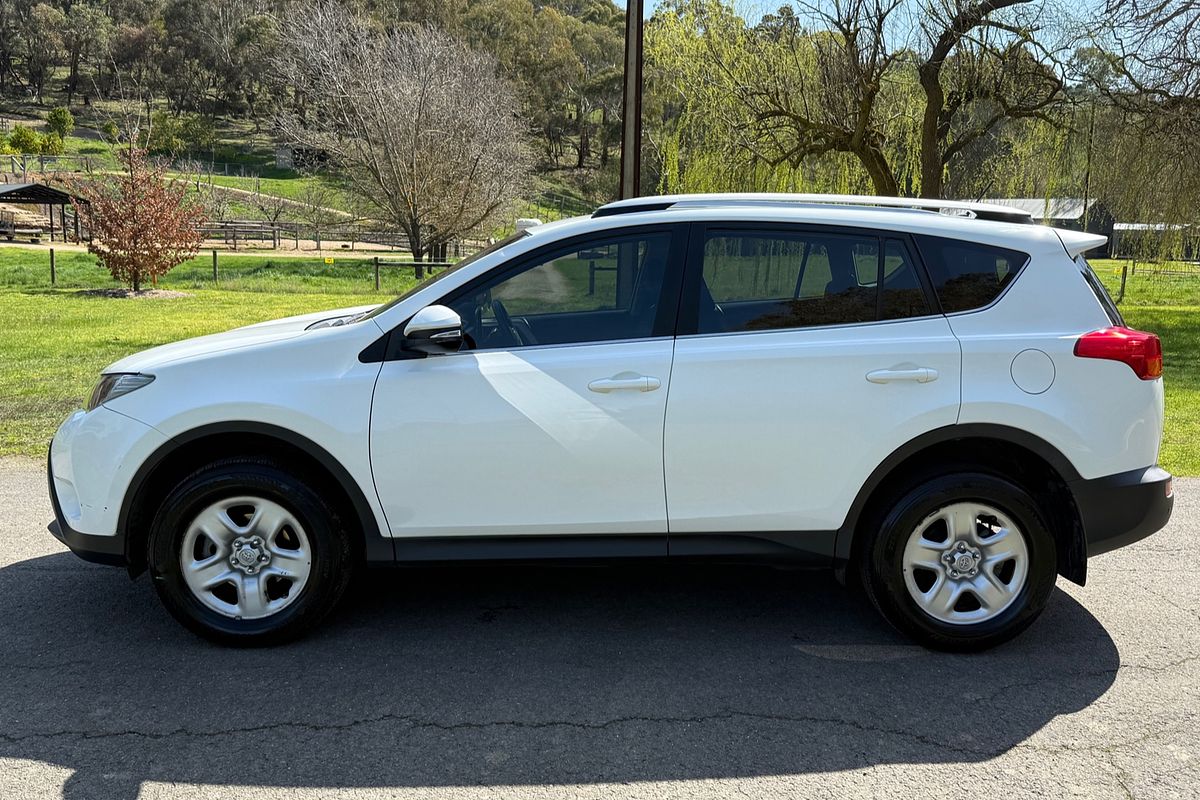2014 Toyota RAV4 GX ASA44R