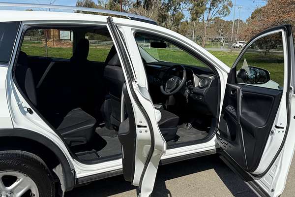 2014 Toyota RAV4 GX ASA44R