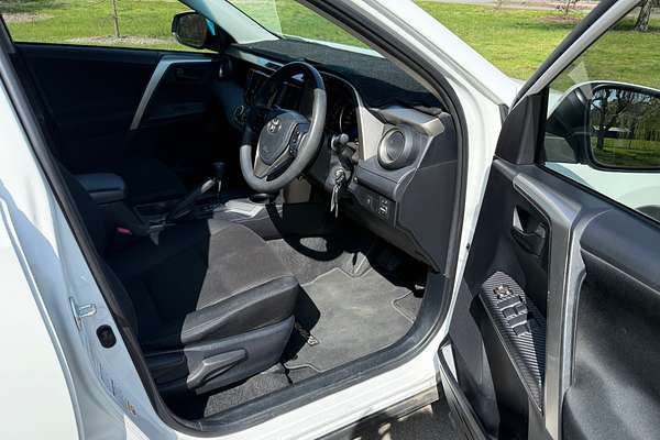 2014 Toyota RAV4 GX ASA44R