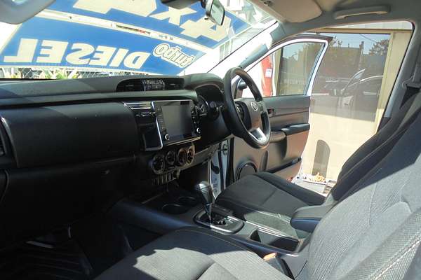 2020 Toyota Hilux SR GUN126R 4X4
