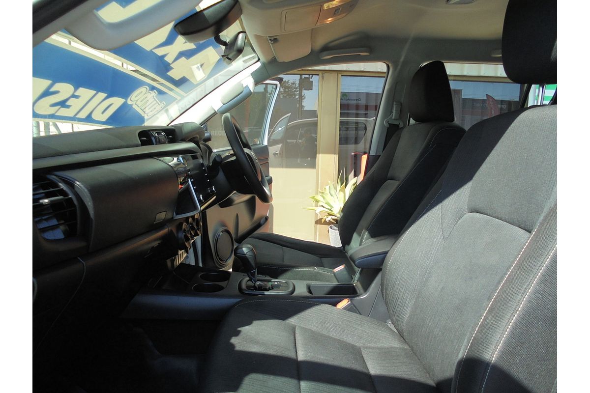 2020 Toyota Hilux SR GUN126R 4X4