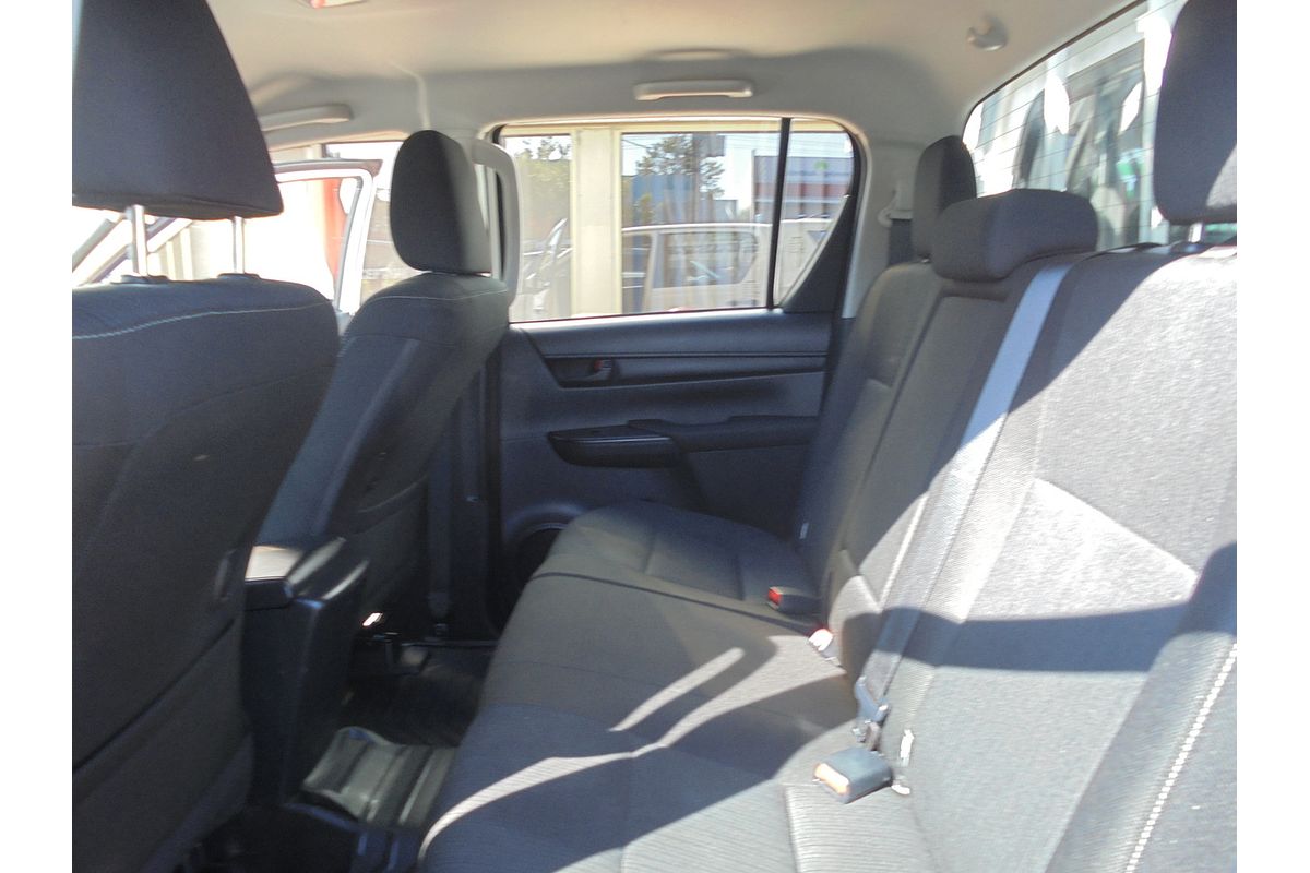 2020 Toyota Hilux SR GUN126R 4X4