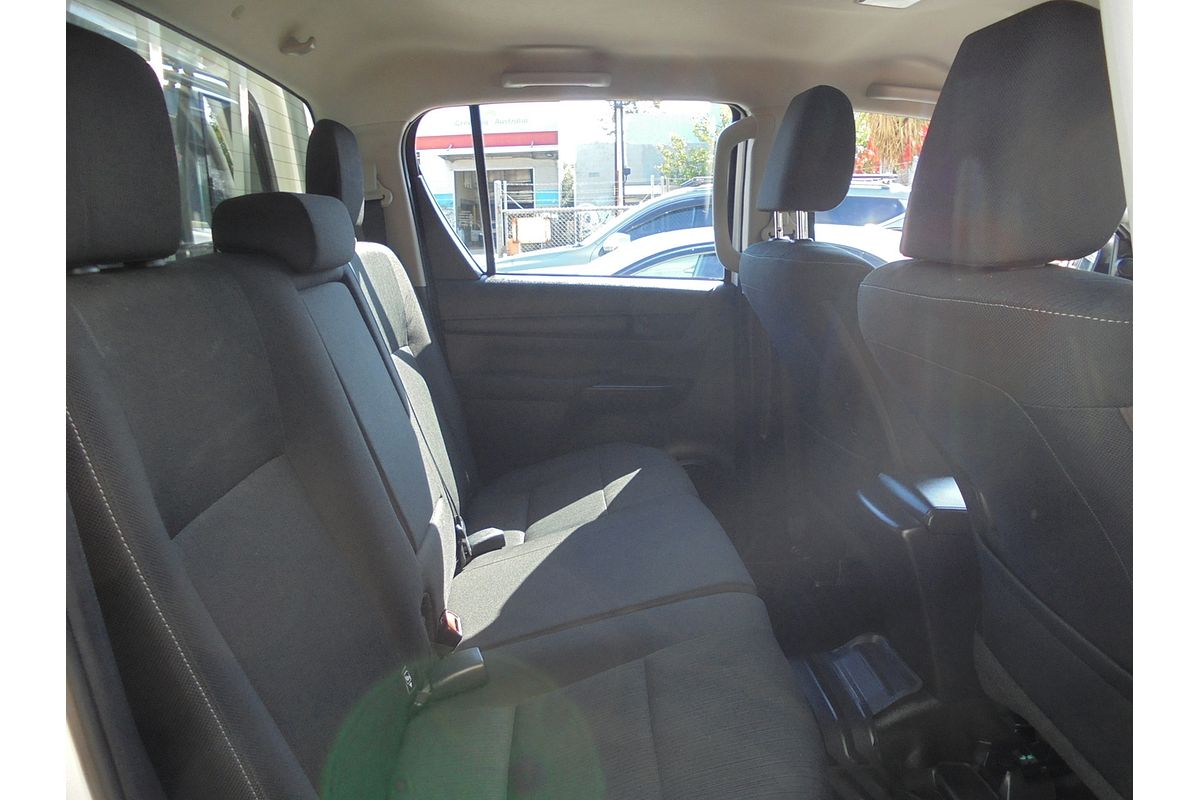 2020 Toyota Hilux SR GUN126R 4X4