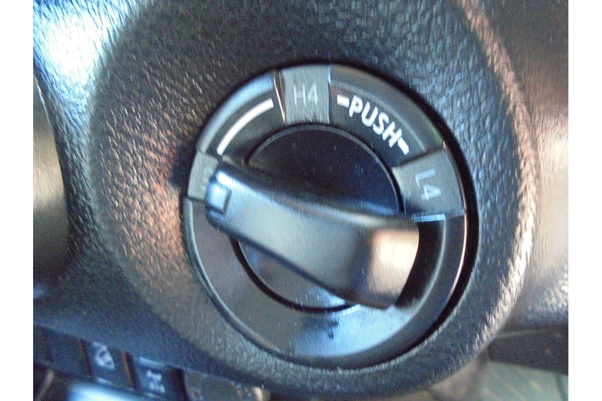 2020 Toyota Hilux SR GUN126R 4X4