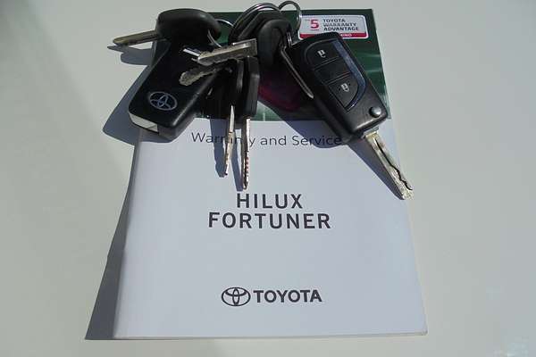 2020 Toyota Hilux SR GUN126R 4X4