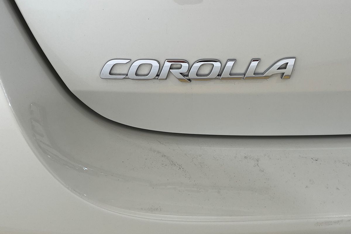 2017 Toyota Corolla Ascent Sport ZRE182R