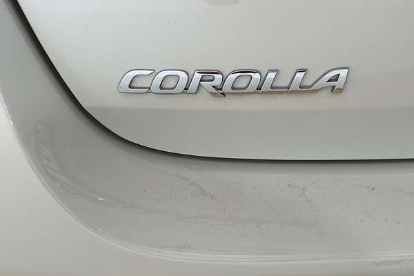 2017 Toyota Corolla Ascent Sport ZRE182R