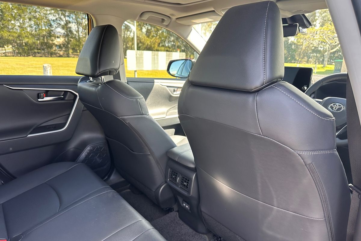 2025 Toyota RAV4 Cruiser