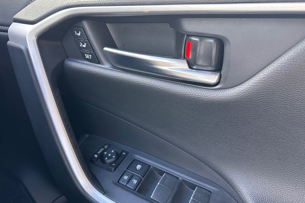 2025 Toyota RAV4 Cruiser