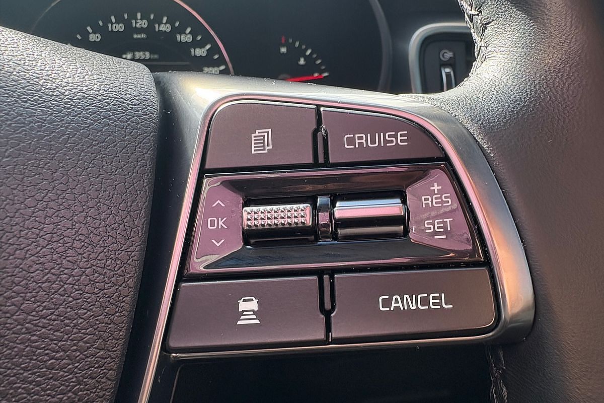 2019 Kia Sorento SLi UM