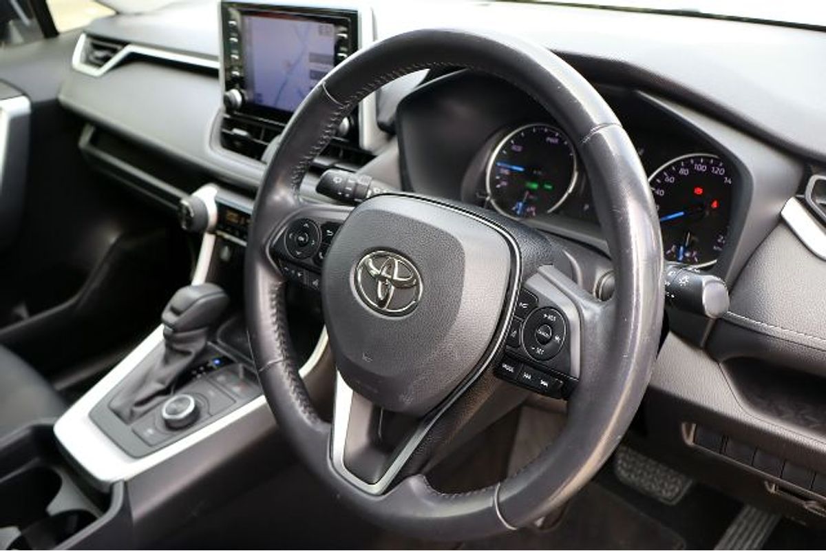 2020 Toyota RAV4 GX AXAH54R