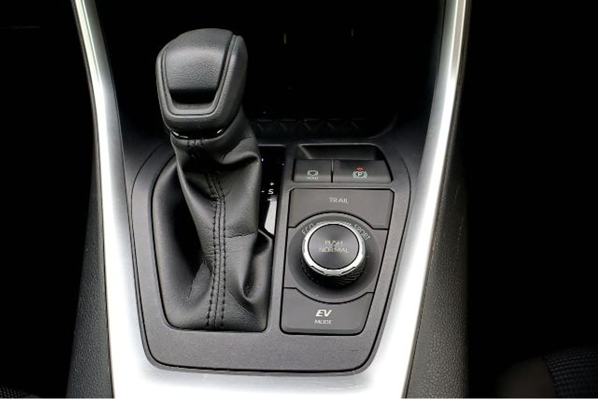 2020 Toyota RAV4 GX AXAH54R