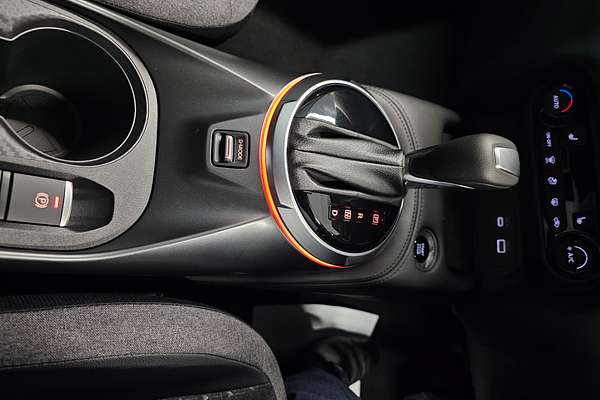 2024 Nissan JUKE ST-L F16