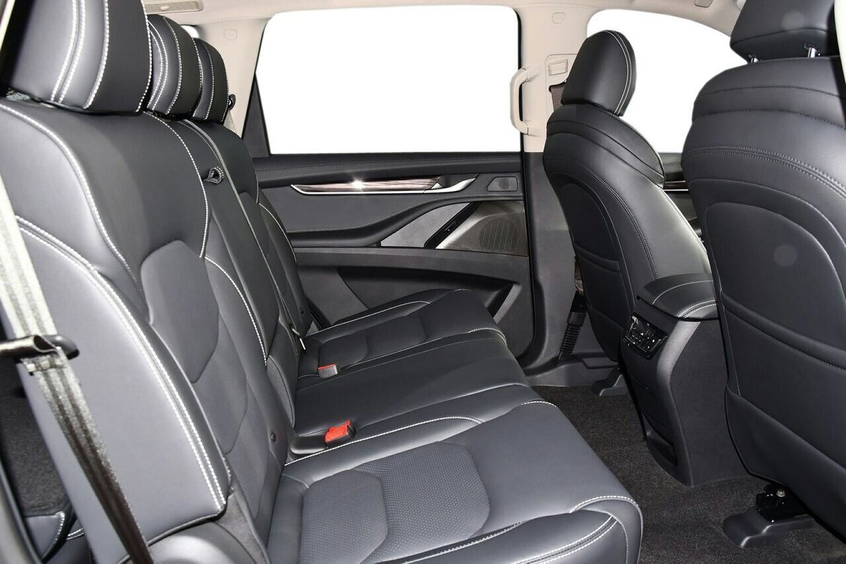 2025 LDV D90 Executive SV9A