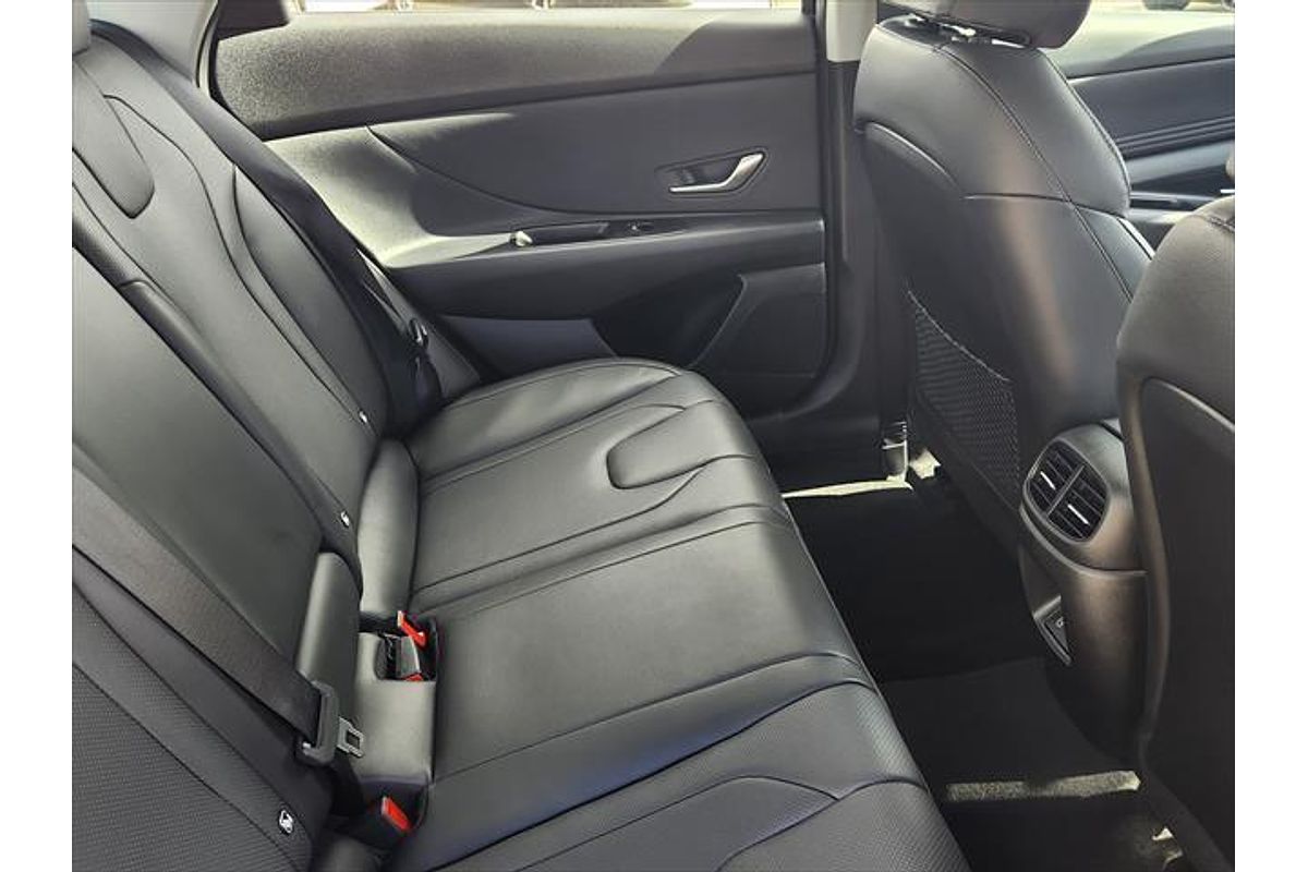 2024 Hyundai i30 Premium CN7.V2
