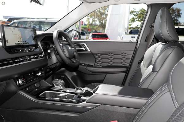 2025 Mitsubishi Outlander Exceed ZM AWD