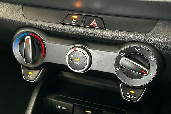 2024 Kia Stonic S YB