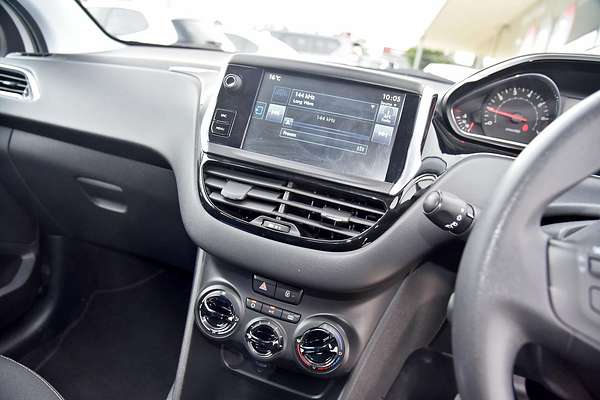 2014 Peugeot 208 Active A9