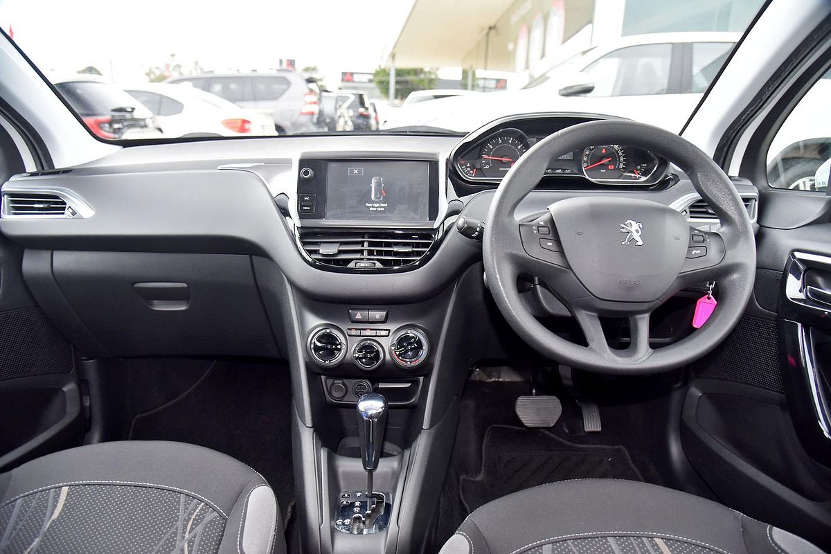 2014 Peugeot 208 Active A9