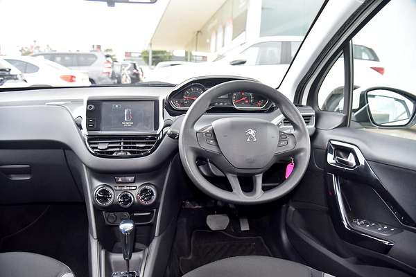 2014 Peugeot 208 Active A9