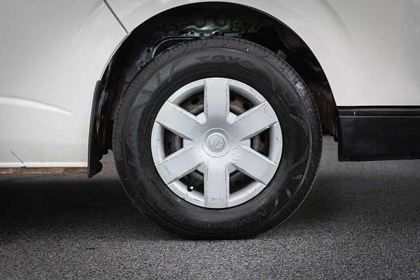 2015 Toyota Hiace KDH201R LWB