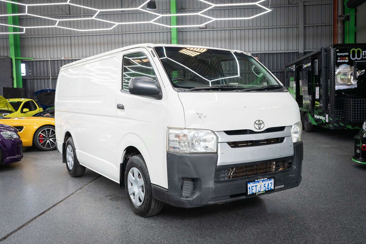 2015 Toyota Hiace KDH201R LWB