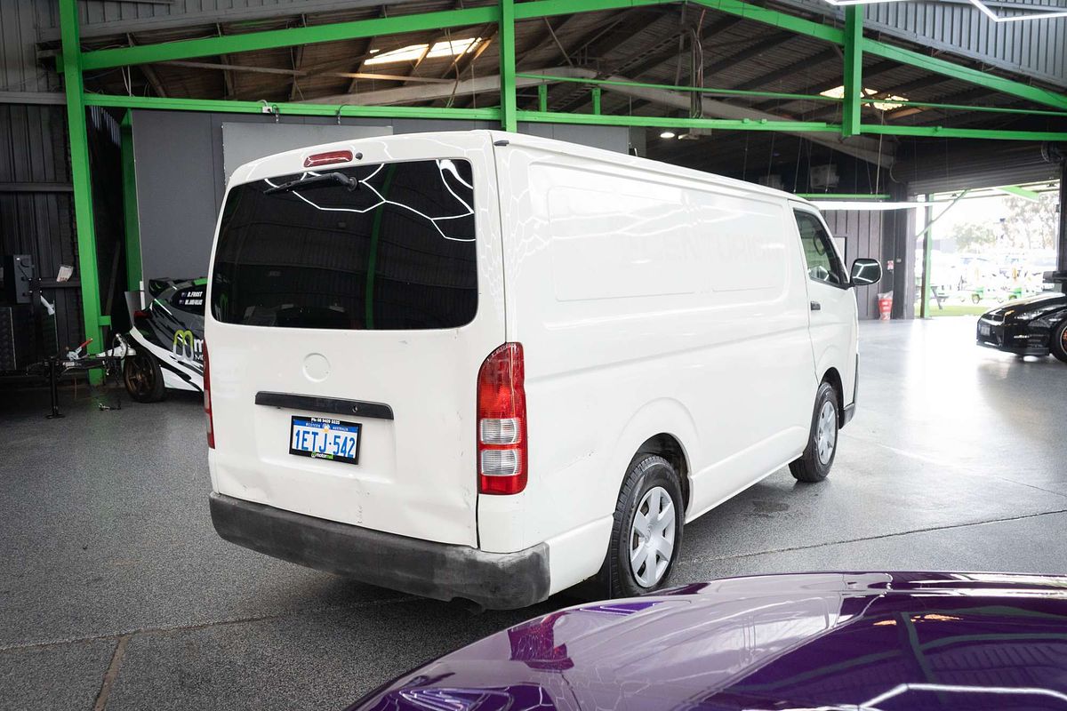 2015 Toyota Hiace KDH201R LWB