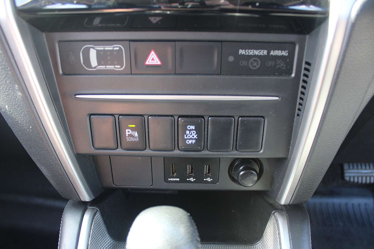 2021 Mitsubishi Triton GLX-R MR 4X4