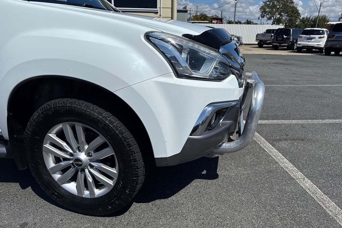 2017 Isuzu MU-X LS-T