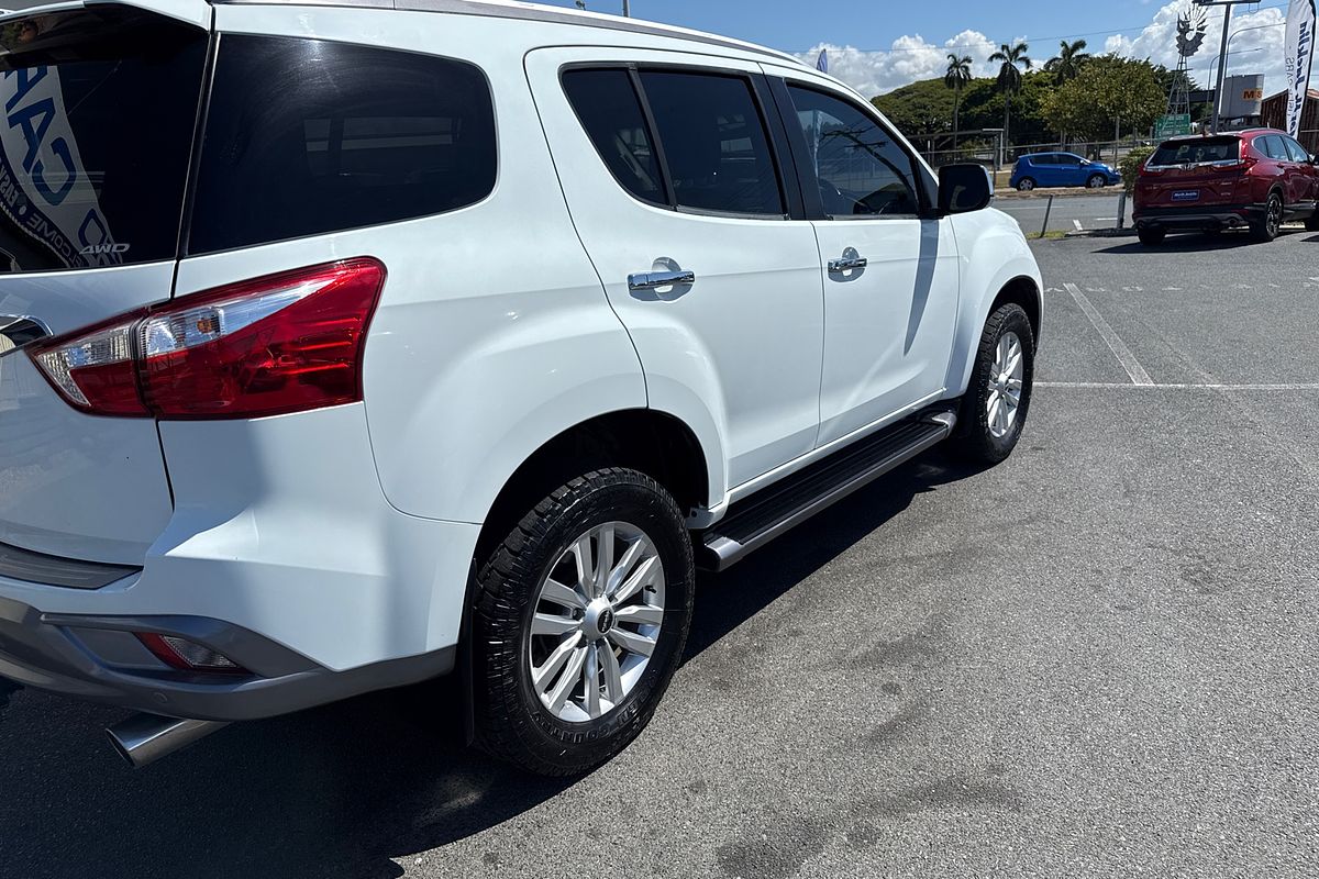 2017 Isuzu MU-X LS-T